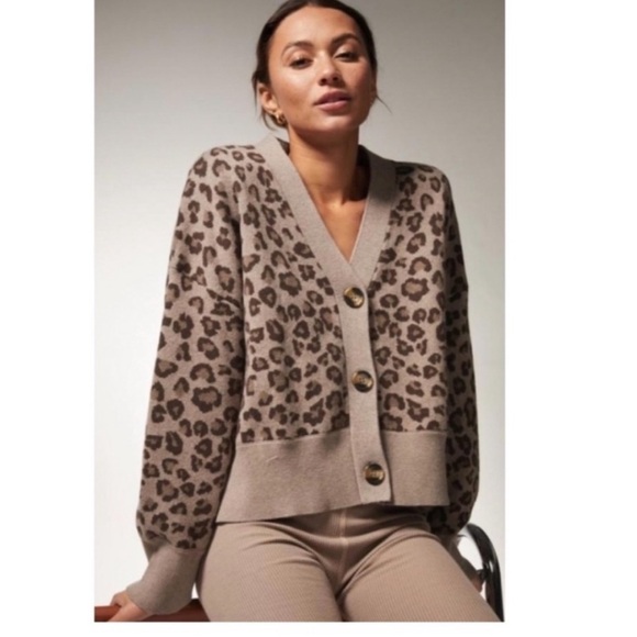 Monrow Leopard Print Cardigan. - Picture 1 of 6